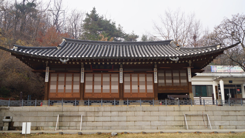 황학정 전경 