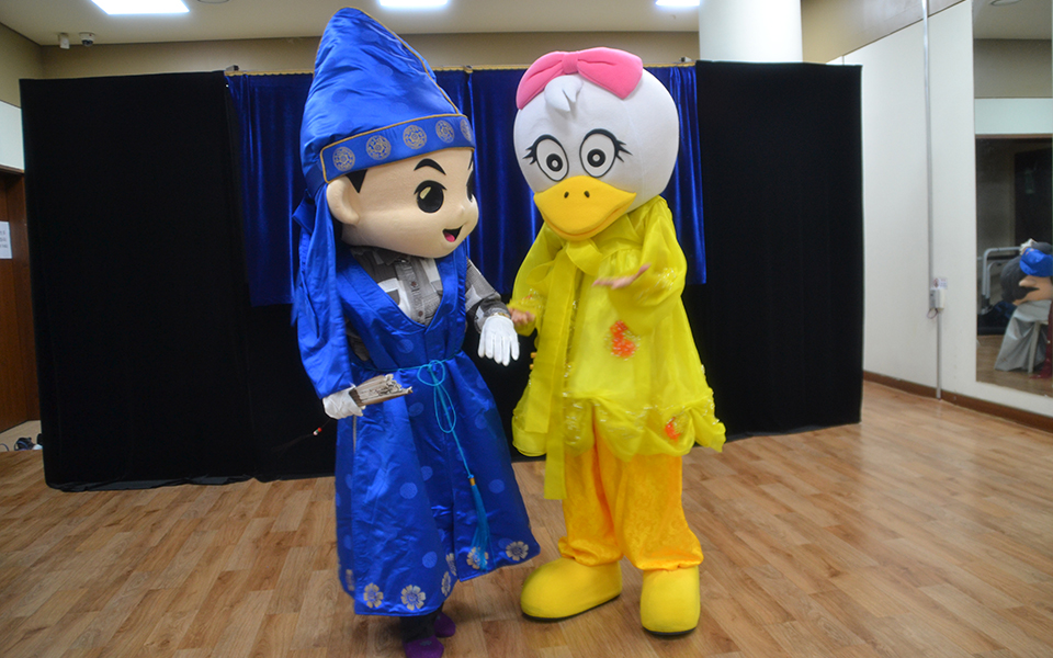 인형극 연습 모습