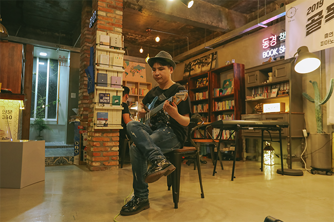 우병욱 님의 일렉기타 연주