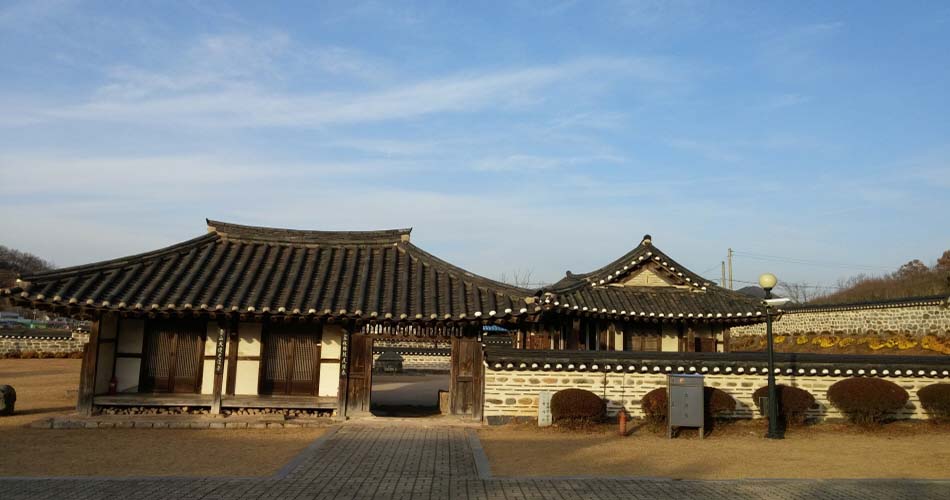 홍성 갈산 김좌진 장군 생가