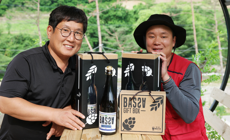 정운희 대표와 류지욱 사무장