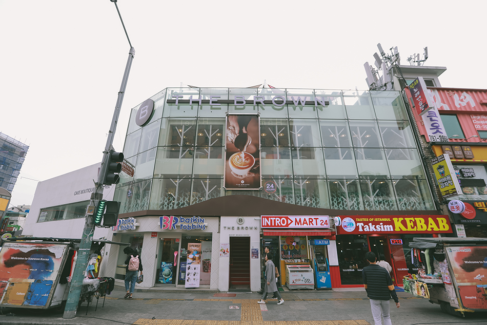 카페 더브라운 외부 전경