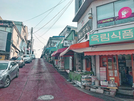 육림극장 앞