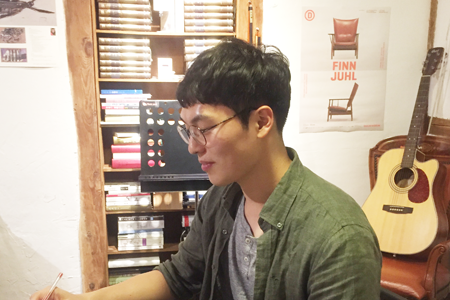 생존철학 필筆로소필feel의 수업을 맡고 있는 ‘송은호’씨2