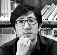 필자 신형철