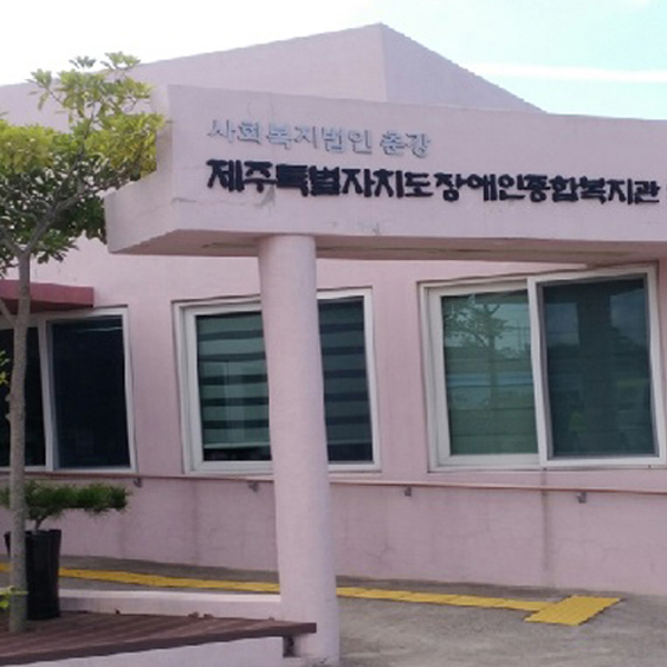 평범한 일상 속에 뿌리를 내리다