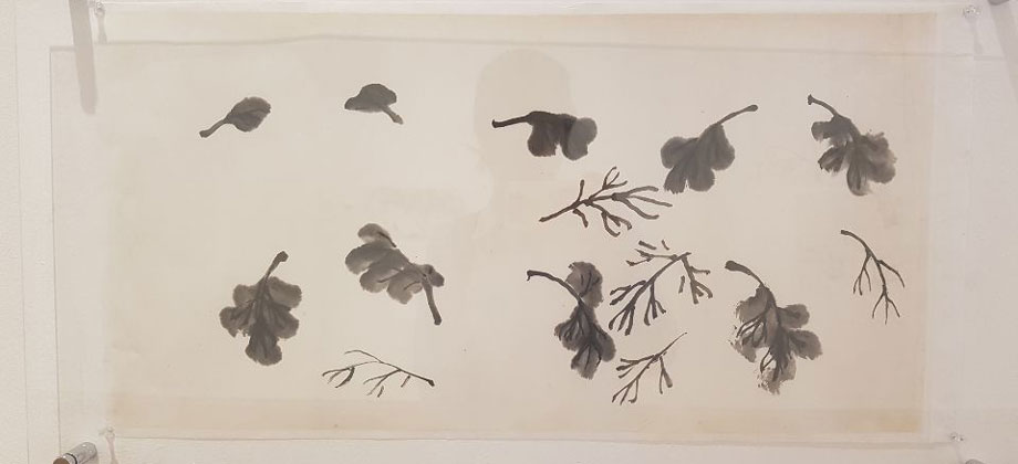 국화 잎사귀는 이처럼 그리는 것이야, 국화 잎 체본 ⓒ김지원