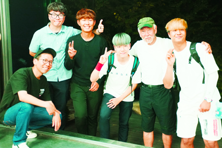 환경 디자이너 윤호섭 교수와 함께한 박하재홍 작가