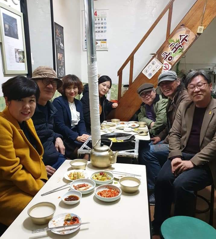 4월 달력, 1 2 3 4 5 6 7 8 9 10 11 12 13 14 15 16 17 18 19 20 21 22 23 24 25 26 27 28 29 30 콩국수
