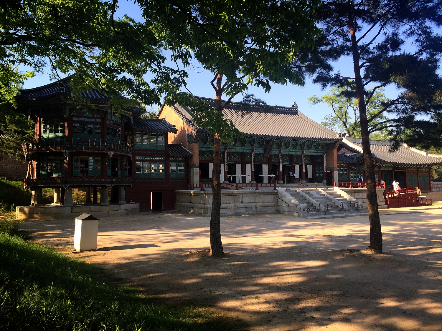 집옥재 일대의 전경