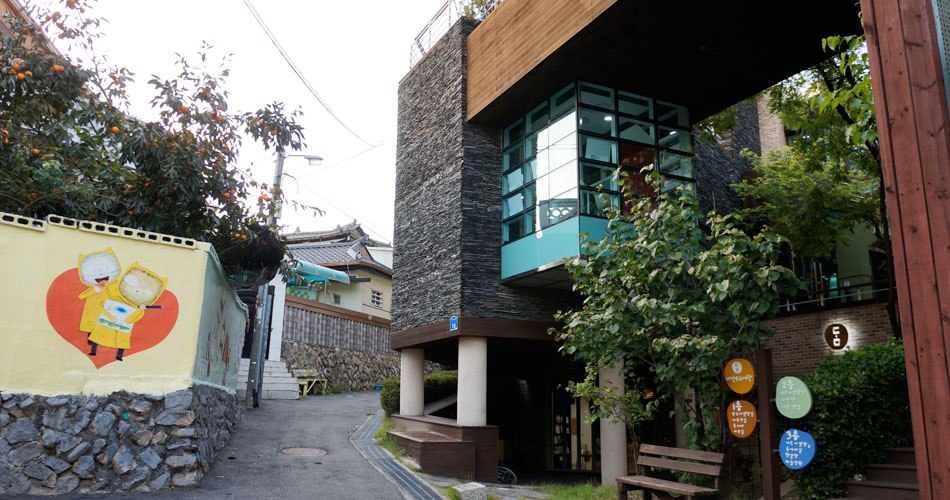 담작은도서관 전경