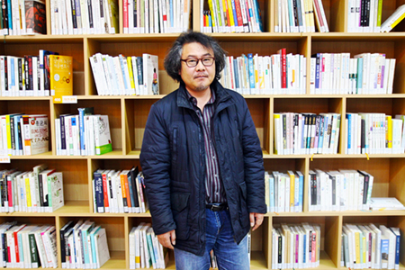 여행인문학도서관 관장 김광성