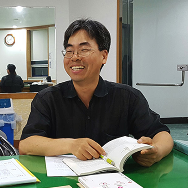 현재를 지혜롭게 살기 위해 고민하는 사람들의 만남 : 안덕산방도서관 산방독서회