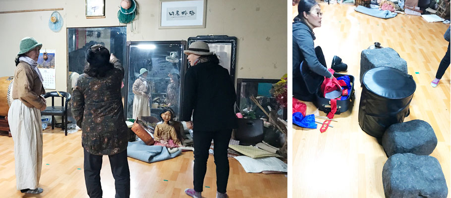  ‘우리할망넨 영 살앗수다’공연 연습, 공연 소품 챙기는 모습