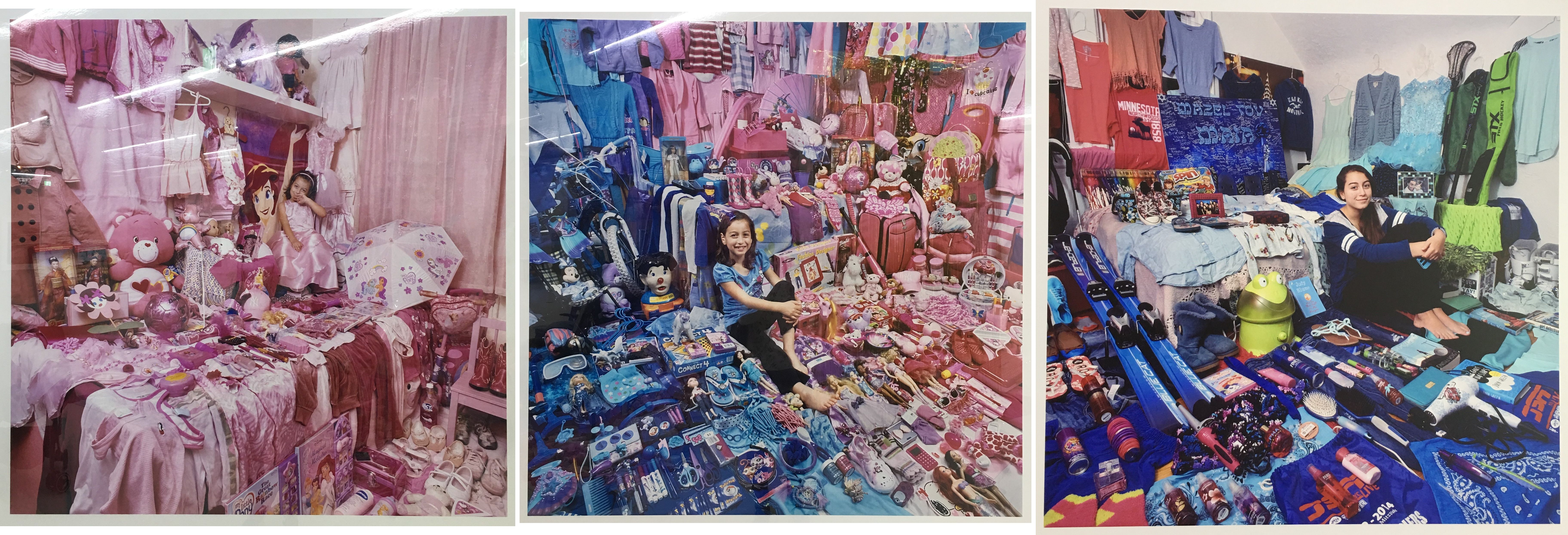 　윤정미 핑크&블루 프로젝트 시리즈 중 ‘뉴욕에 사는 마이아와 마이아의 물건들’(2006, 2009, 2015) 